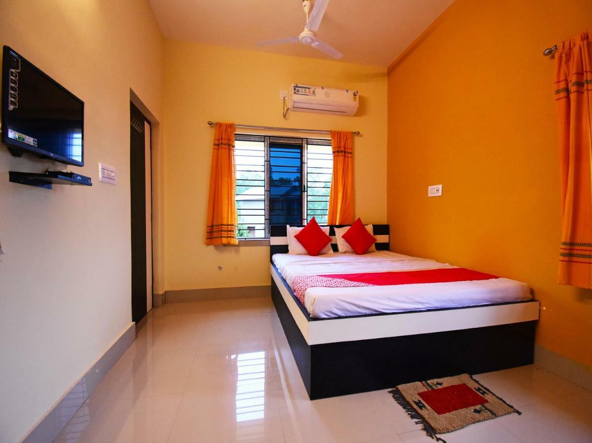 Oyo 43926 Sanchari Atithi Nivas Hotel Bolpur Eksteriør billede