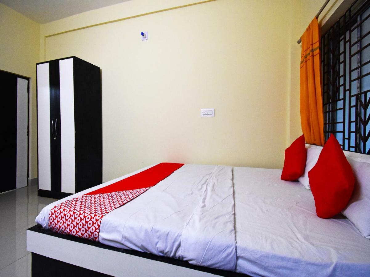 Oyo 43926 Sanchari Atithi Nivas Hotel Bolpur Eksteriør billede